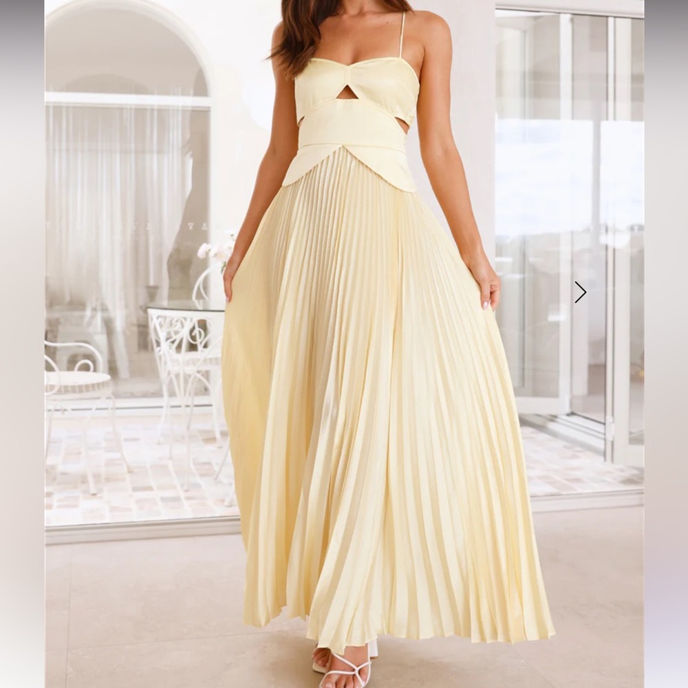 Hello Molly Light Yellow Maxi Dress